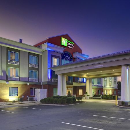 Holiday Inn Express Hotel & Suites Emporia By Ihg Exterior foto